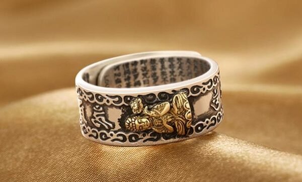 Thai Silver Buddha Ring